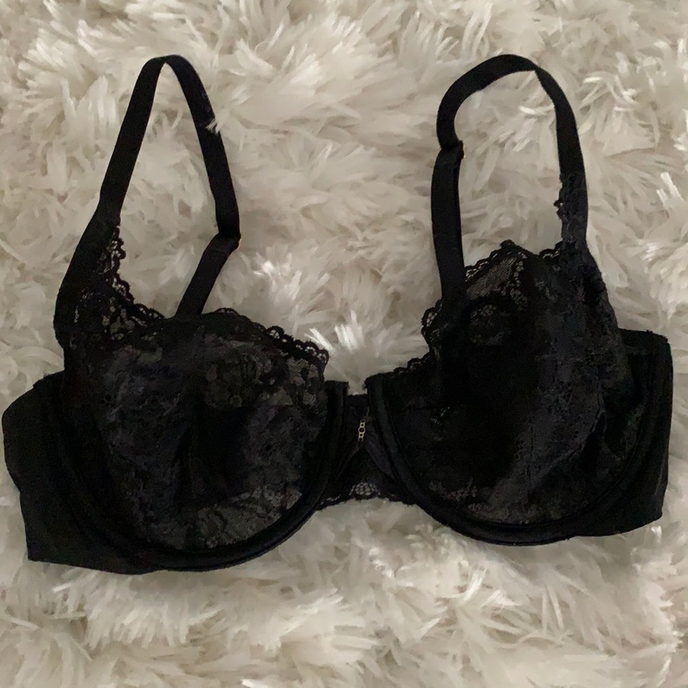 Black lace bra